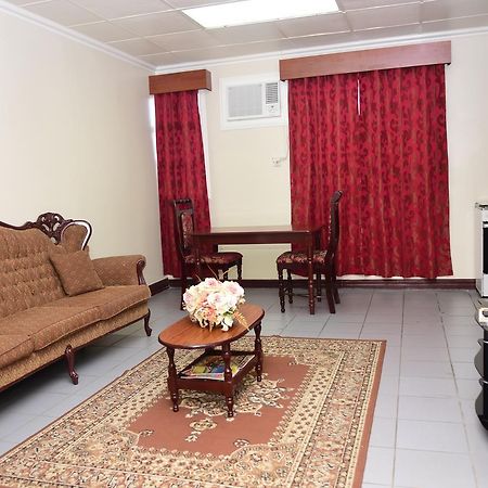 Regency Suites Hotel Джорджтаун Екстериор снимка